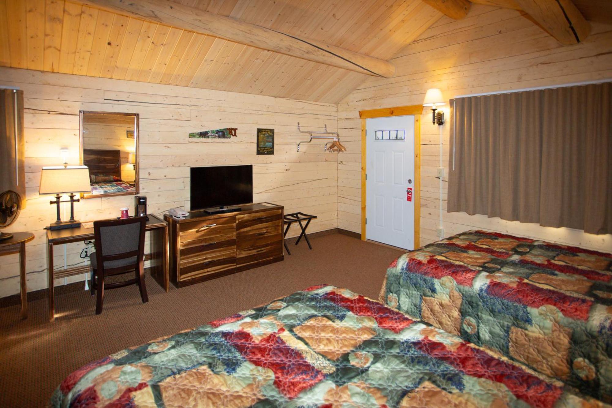 Young'S Motel Tok Exterior photo